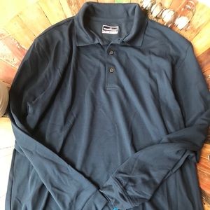 Men’s long sleeve golf top